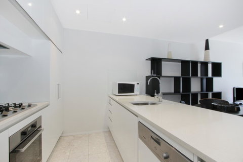Lakefront 116 Kingston ACT - Accommodation Adelaide 22