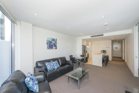 Lakefront 116 Kingston ACT - Accommodation Adelaide 1
