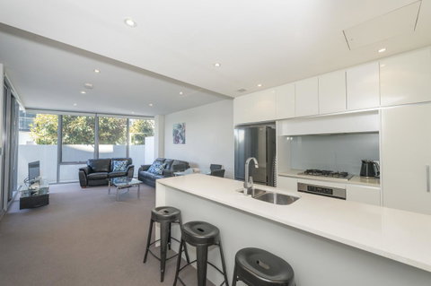 Lakefront 116 Kingston ACT - Accommodation Adelaide 7