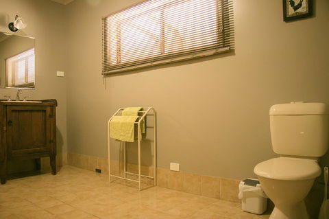 Ironstone Estate Lovedale - Accommodation Adelaide 9