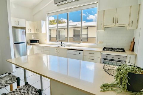 Hastings By The Sea - Accommodation Adelaide 8