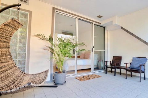 Hastings By The Sea - Accommodation Adelaide 15