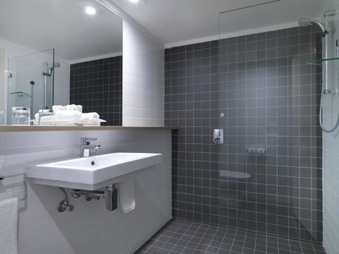 Crowne Plaza Sydney Airport, An IHG Hotel - Accommodation Adelaide 2