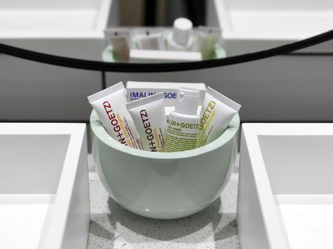 QT Bondi - Accommodation Adelaide 18