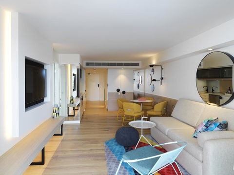 QT Bondi - Accommodation Adelaide 9