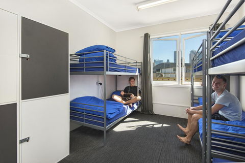 Mad Monkey Downtown - Accommodation Adelaide 1