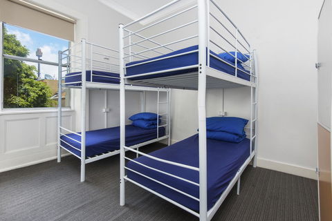 Mad Monkey Downtown - Accommodation Adelaide 2