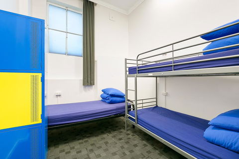Mad Monkey Downtown - Accommodation Adelaide 9