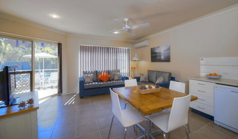 Marty's @ Little Beach - Accommodation Adelaide 14