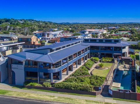 Lennox Holiday Apartments - Accommodation Adelaide 0