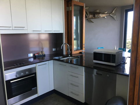Lennox Holiday Apartments - Accommodation Adelaide 12