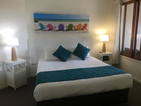 Lennox Holiday Apartments - Accommodation Adelaide 19
