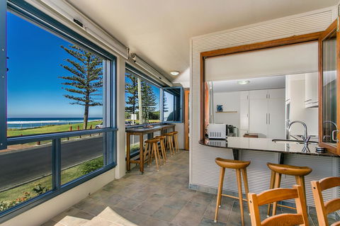 Lennox Holiday Apartments - Accommodation Adelaide 32