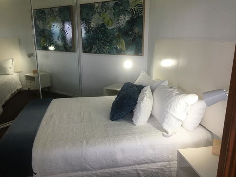 Lennox Holiday Apartments - Accommodation Adelaide 22
