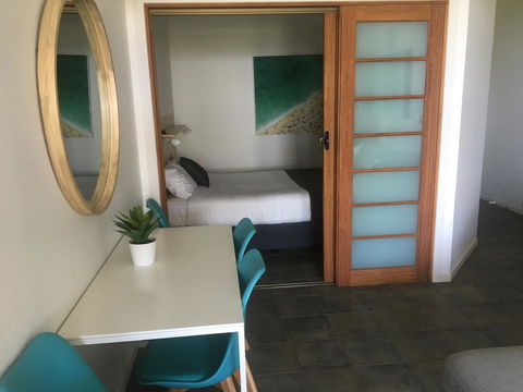 Lennox Holiday Apartments - Accommodation Adelaide 14