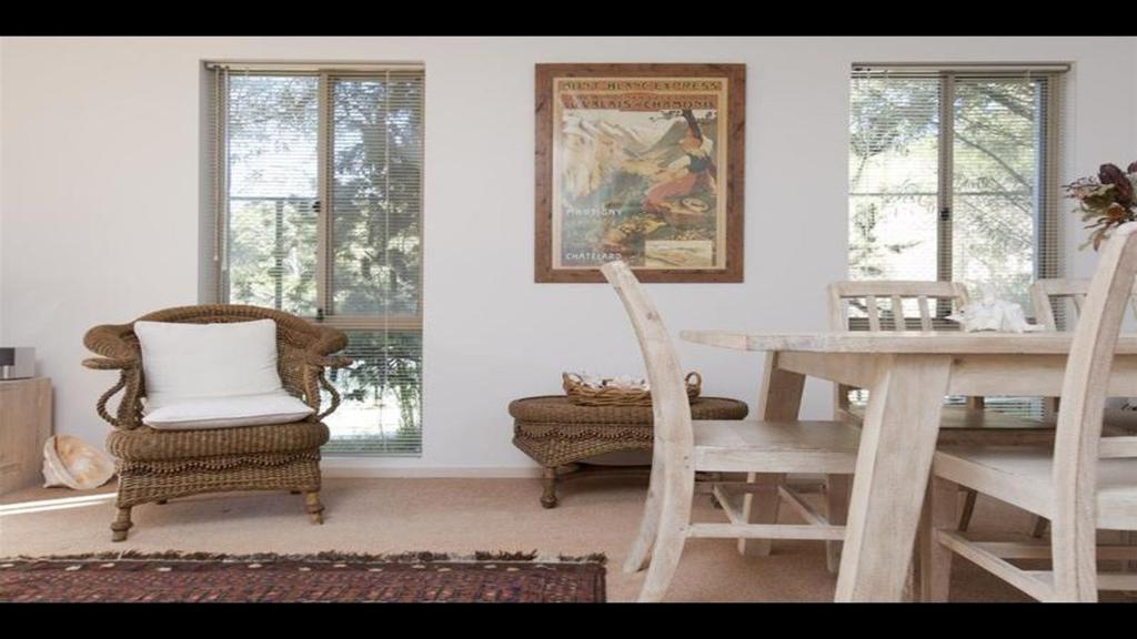 Surf Beach NSW Accommodation Adelaide