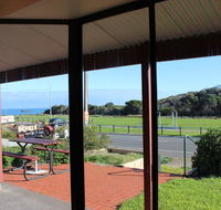 Bott's Beach Retreat - Accommodation Adelaide