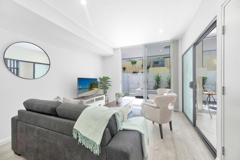 Brand New 2 Bedrooms Terrace With Free Parking - Accommodation Adelaide 0