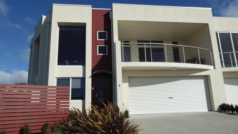 Bridport Horizon Views - Accommodation Adelaide 0