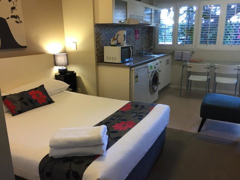 Brisbane Street Studios - Accommodation Adelaide 3