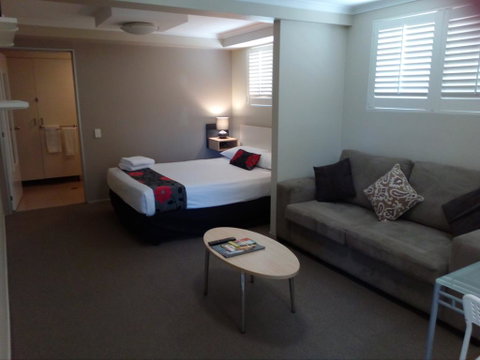 Brisbane Street Studios - Accommodation Adelaide 2