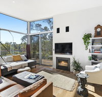Bristlebird - Beach 650m Pets Fireplace Linen 4 bdrm WiFi - Accommodation Adelaide