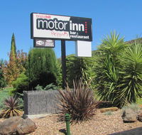 Bristol Hill Motor Inn  Peppa's Licensed Restaurant - Accommodation Adelaide