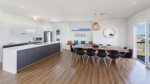 Bungala Coastal Retreat - Accommodation Adelaide 0