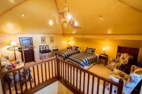 Buxton Manor - Accommodation Adelaide 2