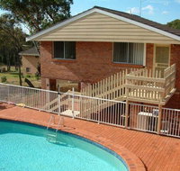 Canberra Cres 2E Burrill Lake Upstairs Apartment - Accommodation Adelaide