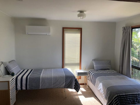 Canberra Cres 42 Burrill Lake - Accommodation Adelaide 1