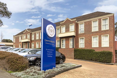 Canterbury International - Accommodation Adelaide 2