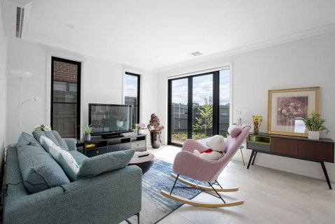 Captivating Large 4BR@Narre Warren - Accommodation Adelaide 1