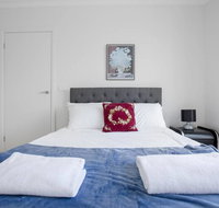 Captivating large 4BRNarre Warren - Accommodation Adelaide