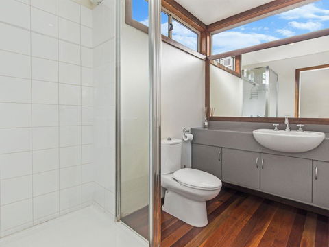CASTWOOD VILLA No. 1 - Accommodation Adelaide 1