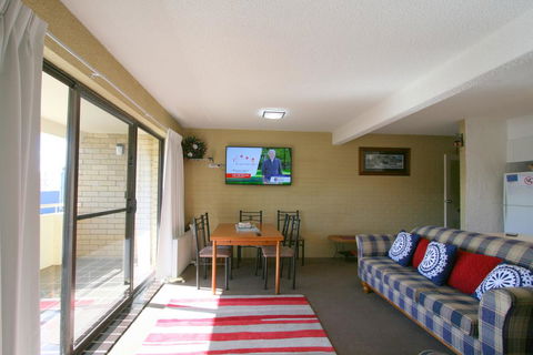 Central Park 10/1 Snowy River Avenue - Accommodation Adelaide 1