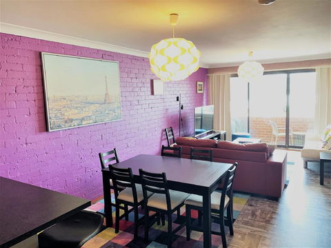 Central Park 14 - Centrally Located With Views To The Mountains - Accommodation Adelaide 2