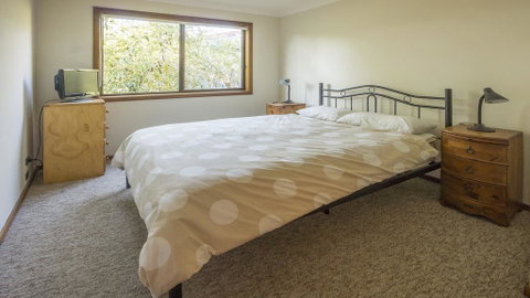 Centre Street 10 Lake Tabourie - Accommodation Adelaide 2
