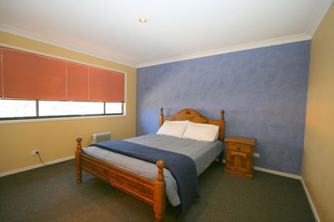Chalet De Neige - Accommodation Adelaide 3
