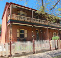 Classic Old Style House - Accommodation Adelaide