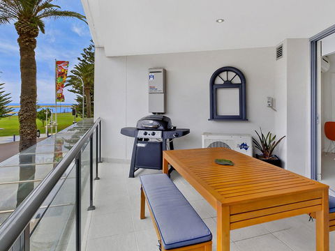 Coast Luxury Apartment 3 - Accommodation Adelaide 0