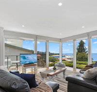 COASTAL HAVEN - panoramic ocean views - Accommodation Adelaide
