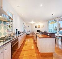 Coastal Penthouse at Coogee Beach - Accommodation Adelaide
