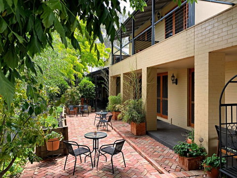 CocknBull Boutique Hotel Echuca - Accommodation Adelaide 1