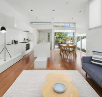 Cogens Two Bedroom Townhouse - Accommodation Adelaide