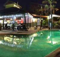 Colonial Village Cabins Camping  Tours - Hervey Bay YHA - Accommodation Adelaide
