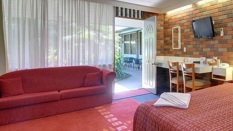 Comfort Inn Cedar Lodge - Accommodation Adelaide 3