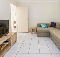 Comfy and Cosy ground floor unit - Accommodation Adelaide