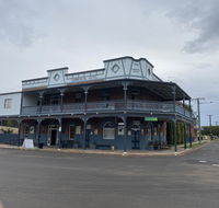 Commercial Hotel Curlewis - Accommodation Adelaide