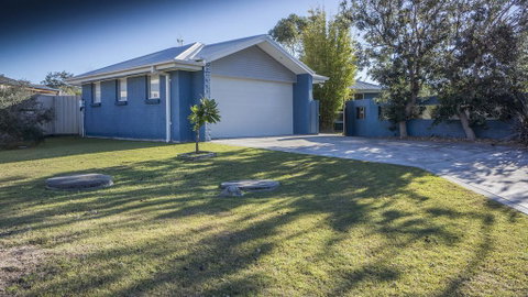 Conley Ave 8 Pet Friendly - OUTSIDE Only - Accommodation Adelaide 1
